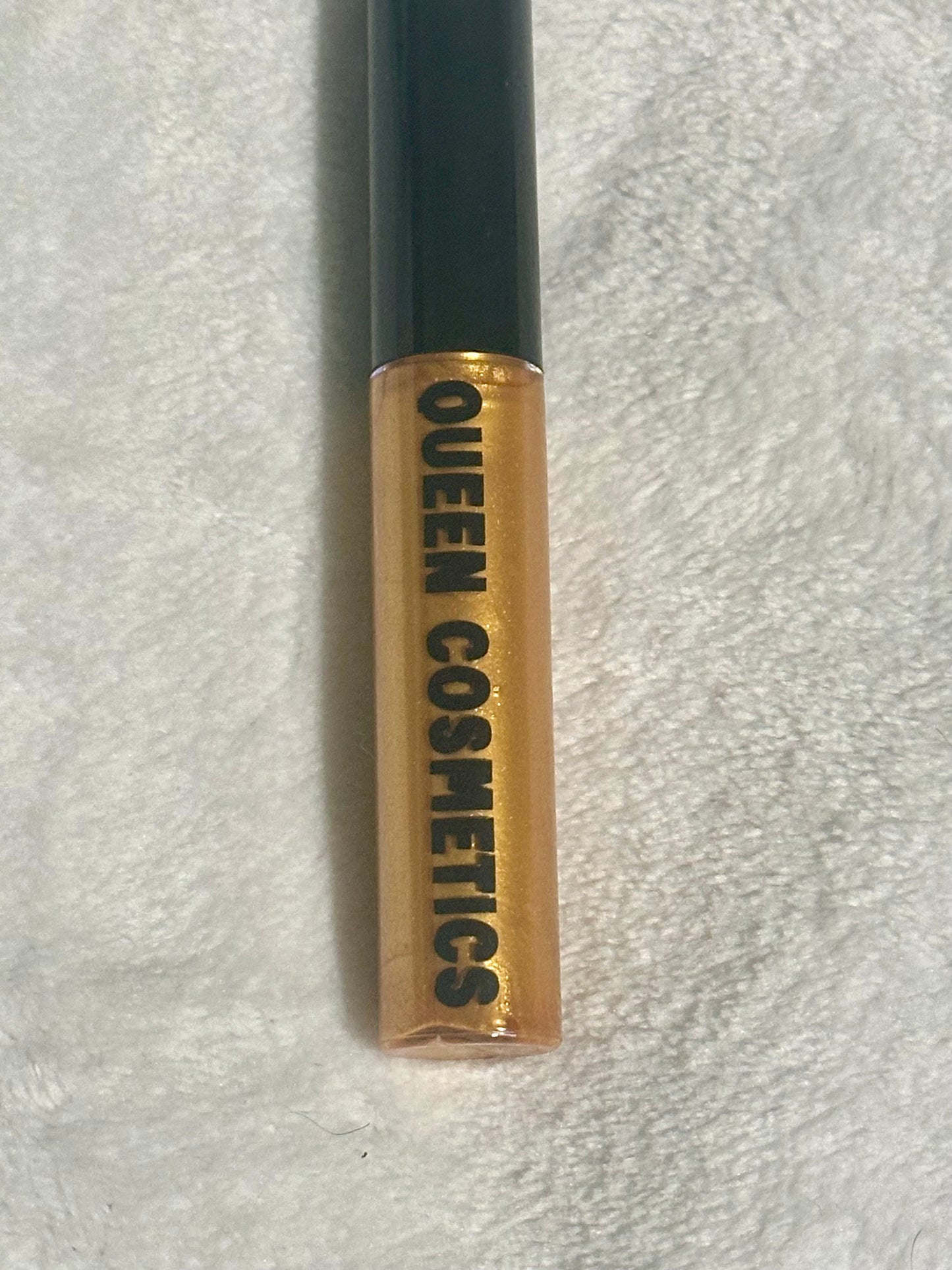 Goddess- Gold Shimmer Pineapple Lipgloss - Queen Cosmetics